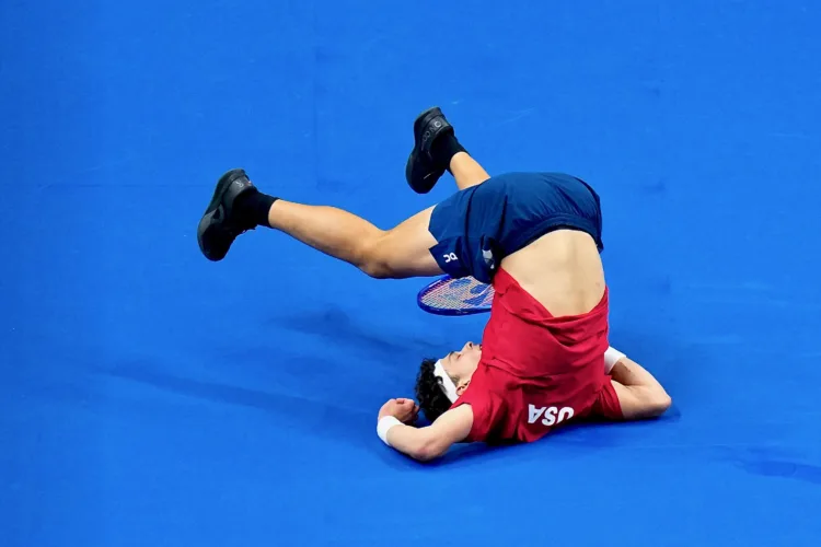 Shelton suffers Davis Cup defeat in 1st match since U.S. Open